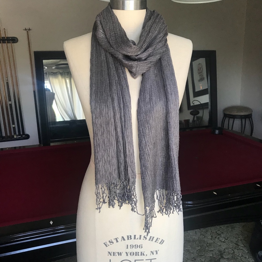 Lightweight Scarf - Picture 2 of 3